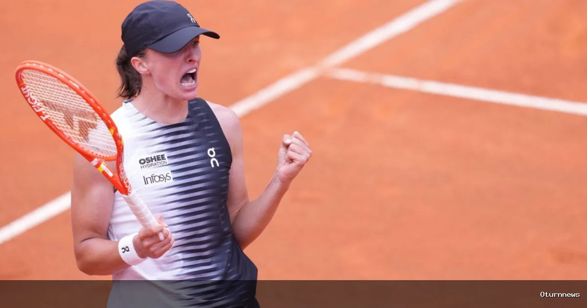 Iga Swiatek Survives Scare at Italian Open to Reach Third Round in Rome